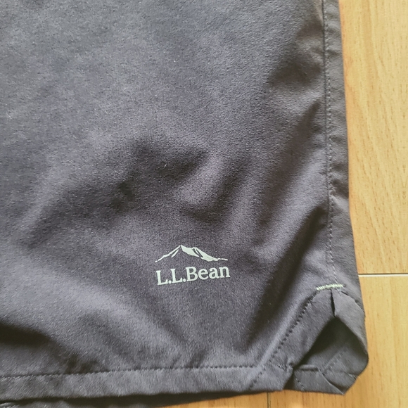 L.L. Bean Black Multisport Training Shorts - Picture 2 of 6